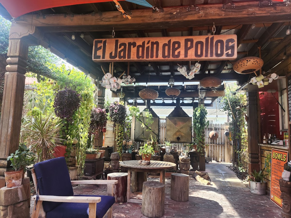 Jardin De Pollos
